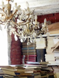 Bookshop interior, Venice © Mari French 2012