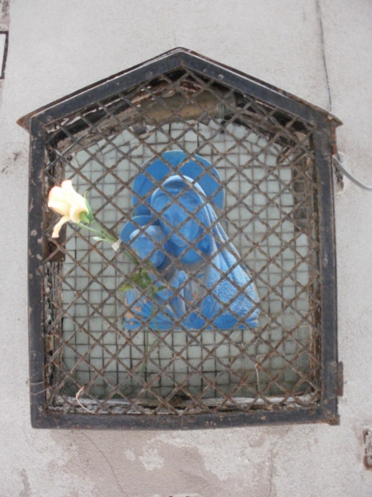 Madonna street shrine, Venice