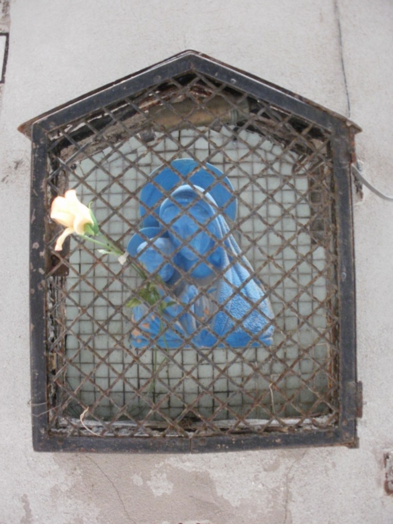 Madonna street shrine, Venice