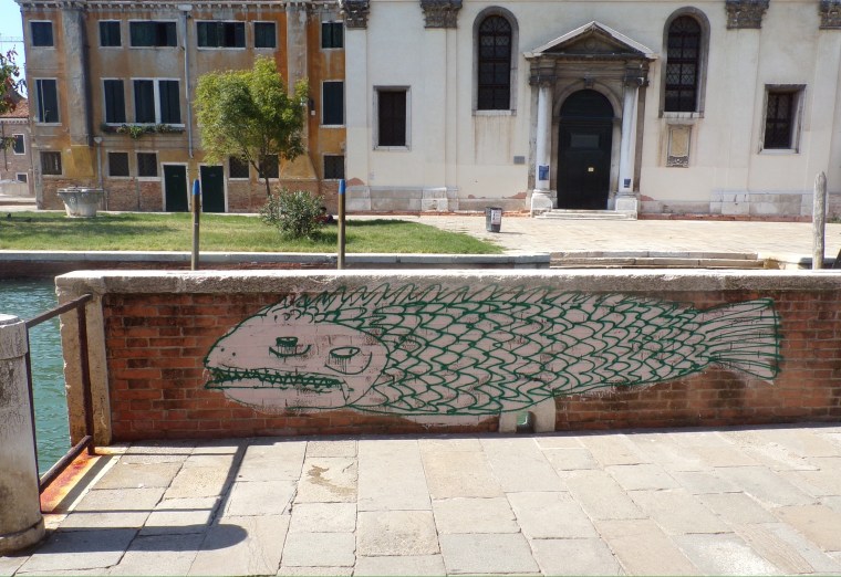 Fish graffitti, Dorsoduro. © Mari French 2016